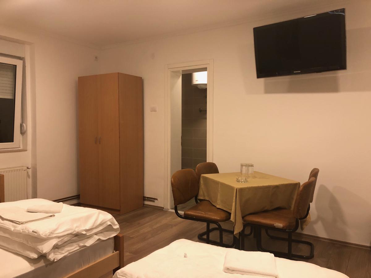 Rooms Gat Subotica Extérieur photo