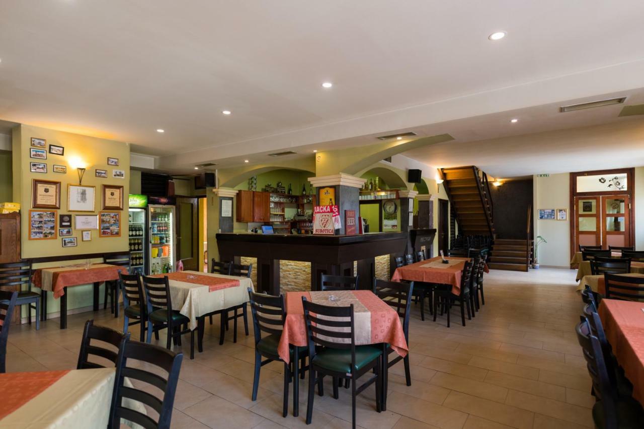 Rooms Gat Subotica Extérieur photo