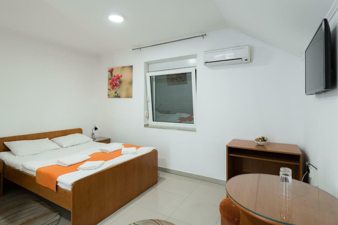 Rooms Gat Subotica Extérieur photo